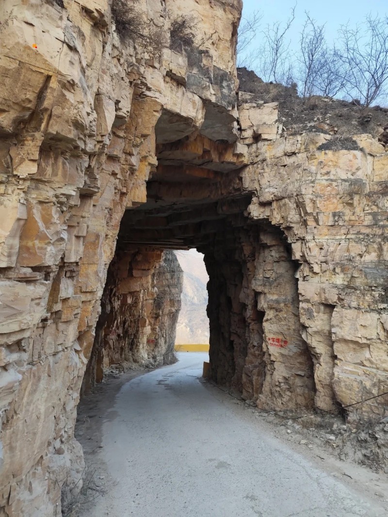 幽州大峡谷-挂壁公路-官厅水库 冬日徒步_10_果丹皮_来自小红书网页版.jpg