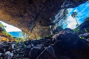 广州出发，特惠108元【阳山牛湖线】穿越绝美阳山牛湖线，探秘天坑古洞