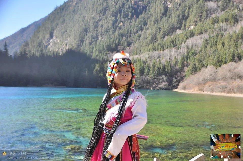 e03f6a2535bed0d4c59f3f42261e684