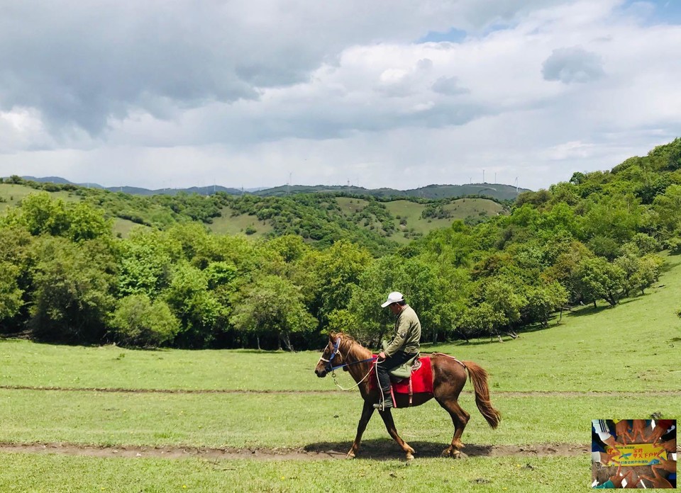 e300c5fad563817a74f51917b887ea5