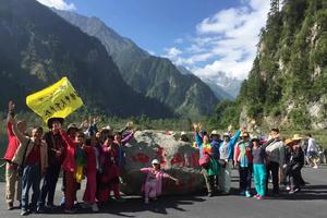 7月9日—17日：达古冰川+莲宝叶则+花湖+唐克+郎木寺+扎尕那+拉卜楞寺  9日游   1080元