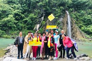 4月25日—26日：大巴山小巫峡+白象湖+五彩洞+红军洞+穿花洞+神猴滩+恩阳古镇 +户外礼物   两日游 246元