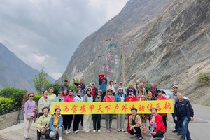 7月2日—12日：大理+丽江+泸沽湖+虎跳峡+香格里拉+99温泉+三塔+双廊古镇+元谋石林  户外11日游 1560元