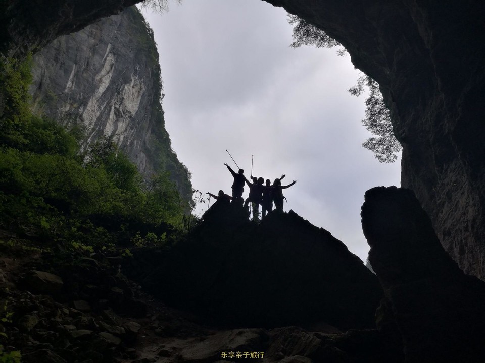 5B78DD99-8C95-4C91-AF46-84F86D10760F