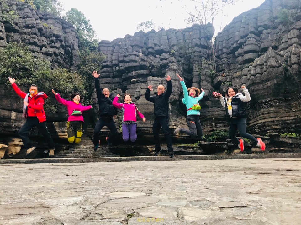 6904EF75-C83B-44F0-92D1-7978BA7022A2