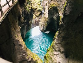 4374457F-502C-4325-A2D5-A4187116DDAE