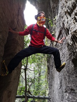 8F98B2A3-7D14-47D7-B858-53C41CB1BB34