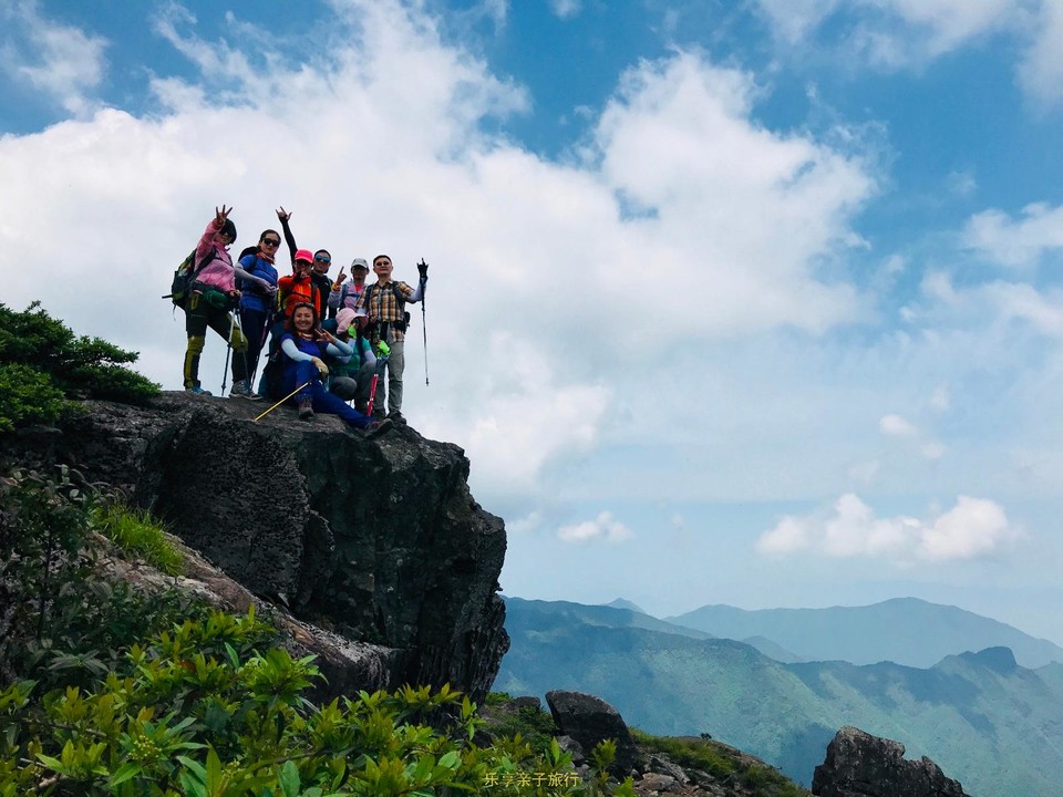 03E2B95D-12C1-409C-AE28-401CF51EC1EF