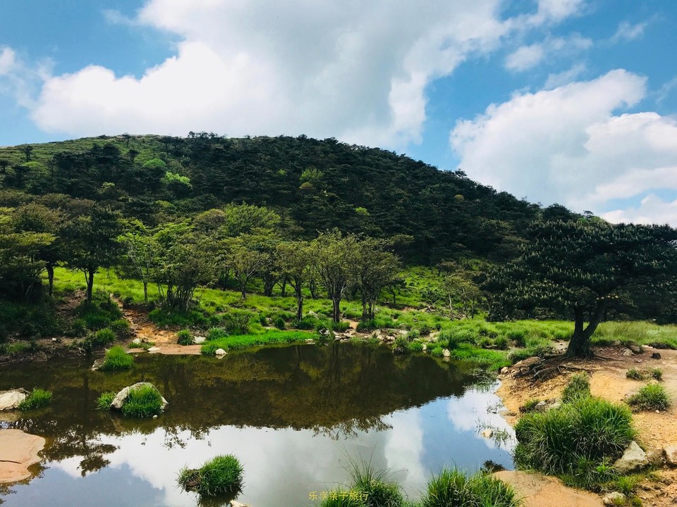 B1EBAA39-21DE-4427-A6AB-51229CD69EF4