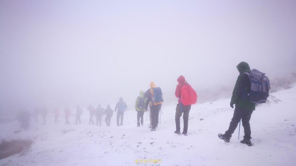 FF7AAF18-75B4-4E36-99B3-8357929DD407