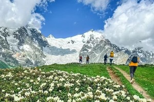 格鲁吉亚 | 探索高加索山脉，梅斯蒂亚到乌树故里深度徒步