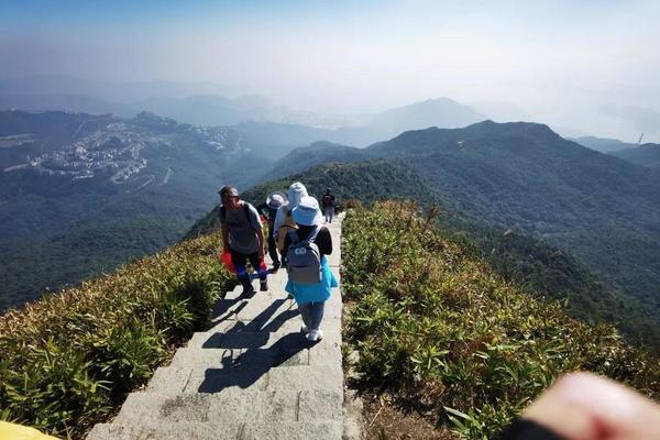 【1日游】深圳十峰健身登山打卡梅沙尖，上360爱情天梯