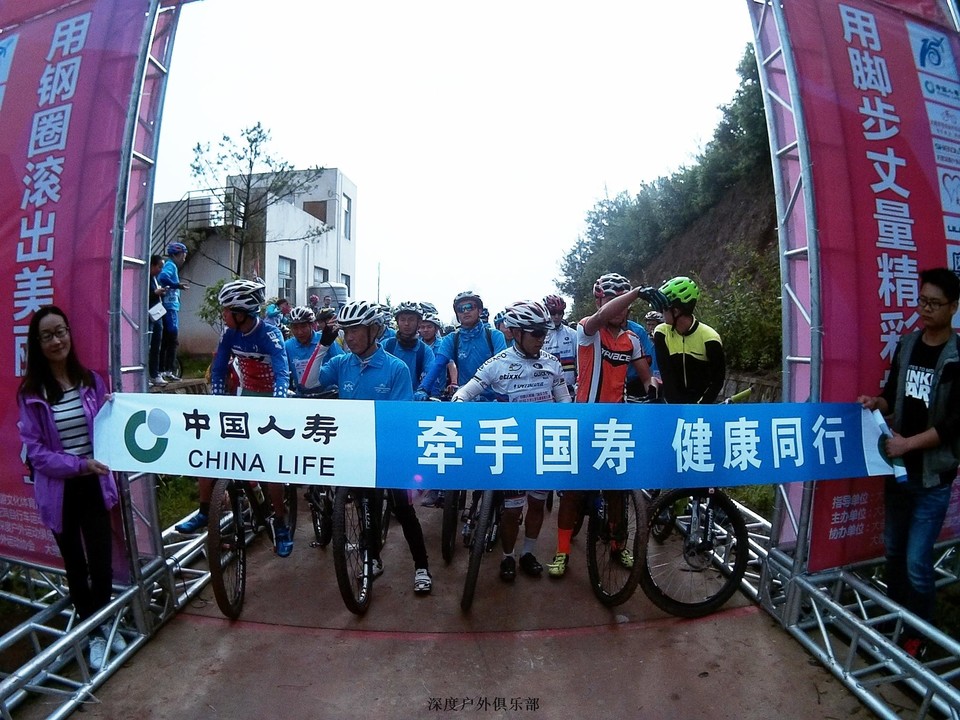 2015_0311_000700_004