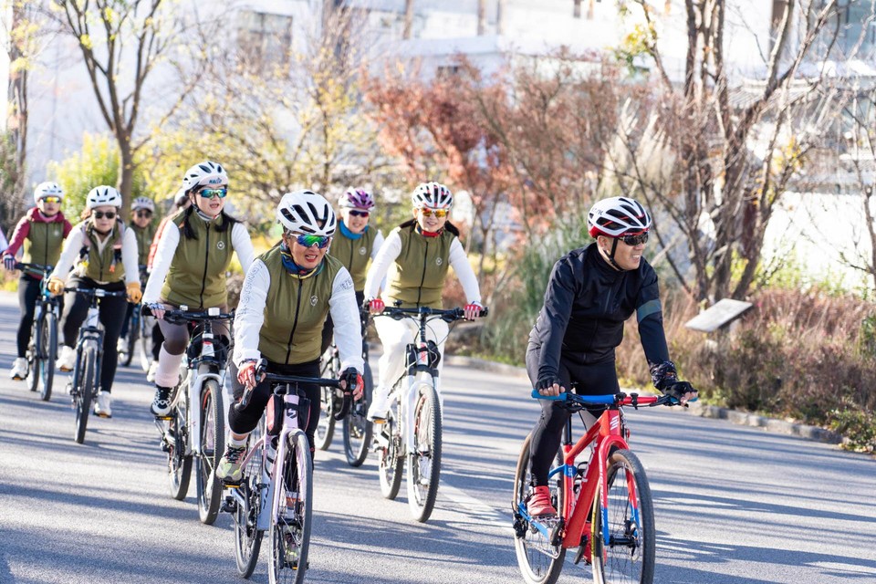 ZF1Ea0ucSiayehW88m-hcFzkBfUt-X0ZI04UMvHytaKAAEXAeTyiISMU_Ym6y8Q2