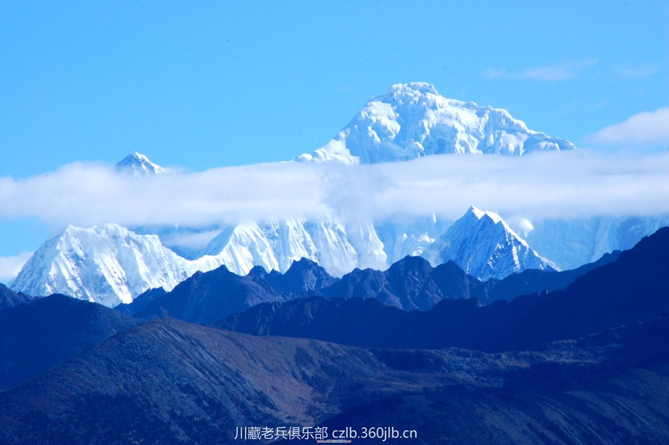 路边雪山2