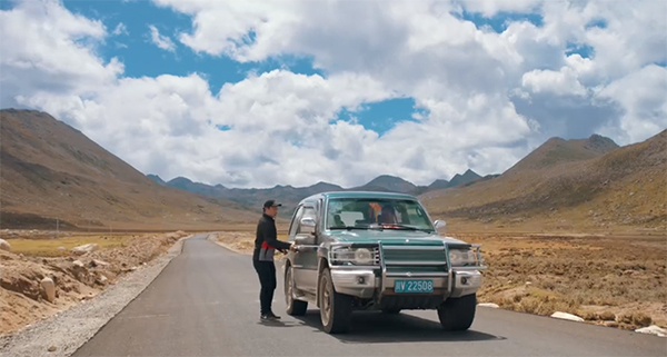 黄轩川藏线搭车3