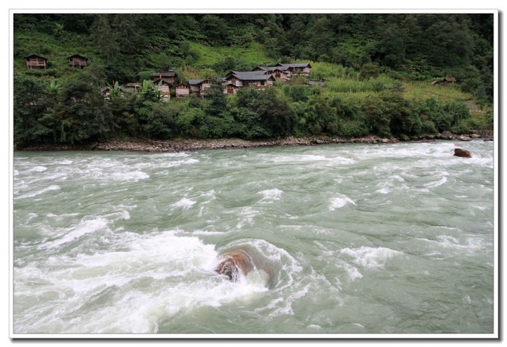 探秘独龙江 (68).JPG 探秘独龙江 (68).JPG