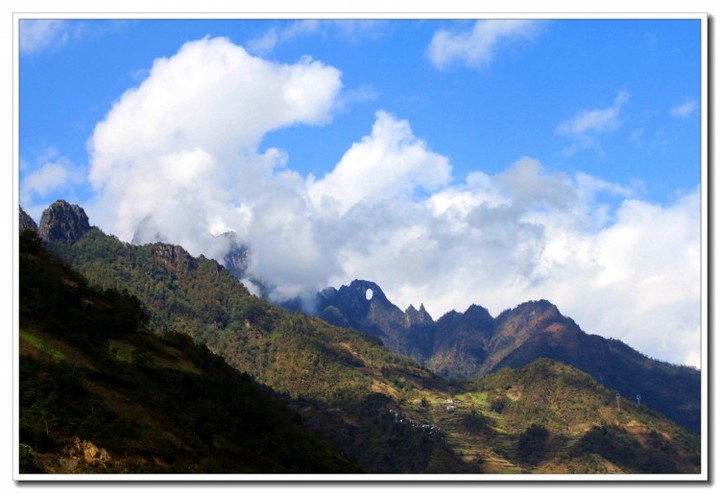 4石月亮(2010.12).JPG 4石月亮(2010.12).JPG