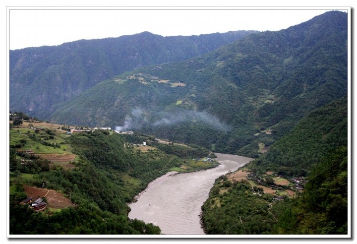 怒江的水 (3).JPG 怒江的水 (3).JPG