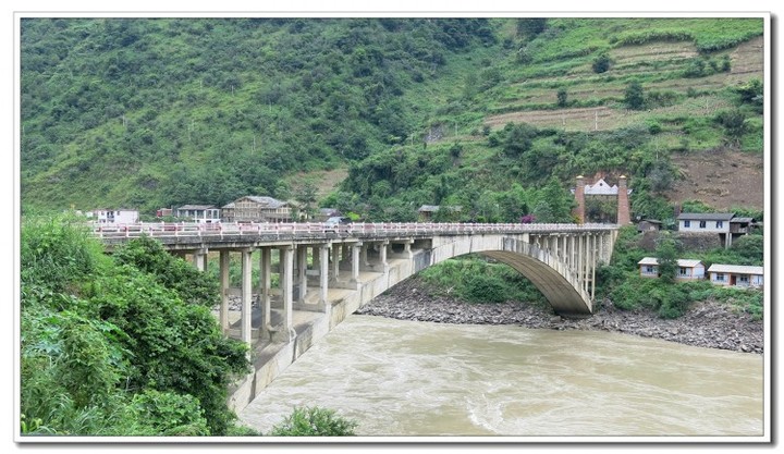 1怒江的水与桥 (9).JPG 1怒江的水与桥 (9).JPG
