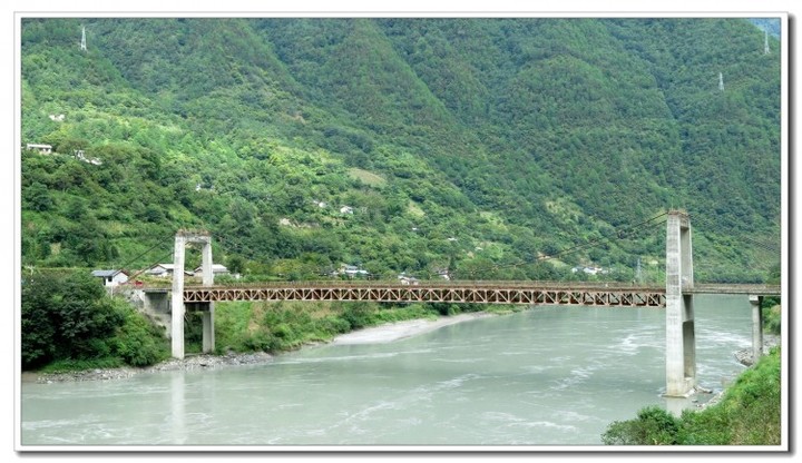 5怒江的水和桥 (3).JPG 5怒江的水和桥 (3).JPG