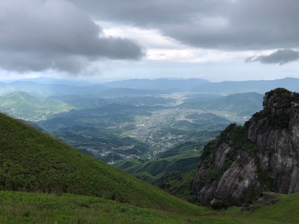 C20C0D3D-2326-43C0-B611-93BE1AA44528