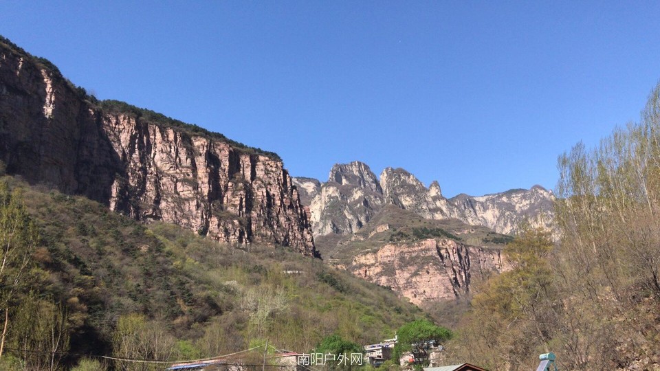 99962600-F16E-47F1-9052-EC5809074BA7