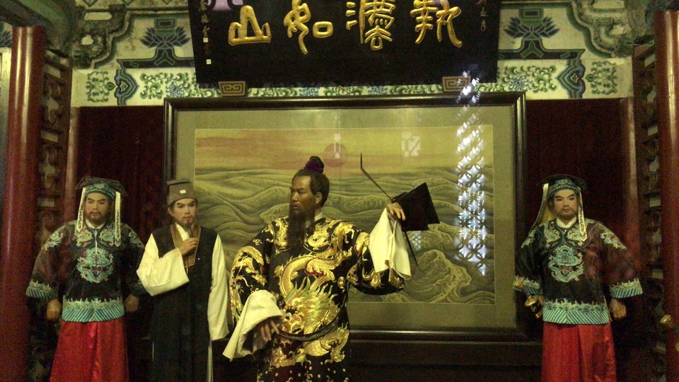 9501303F-C5F7-439D-87AA-E020667C5D07