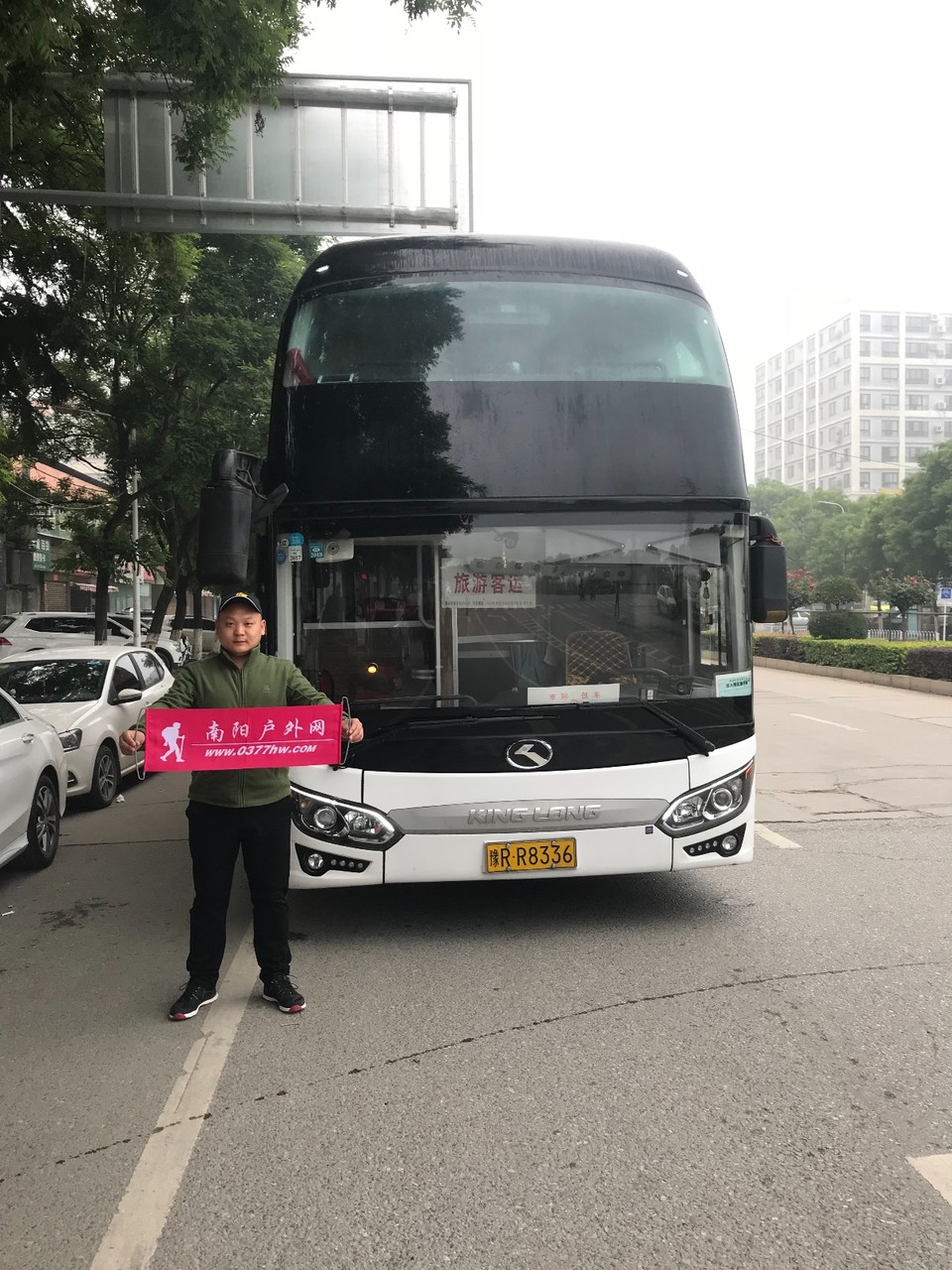 90C73428-CF1B-40F2-B34F-C65E10F478F9