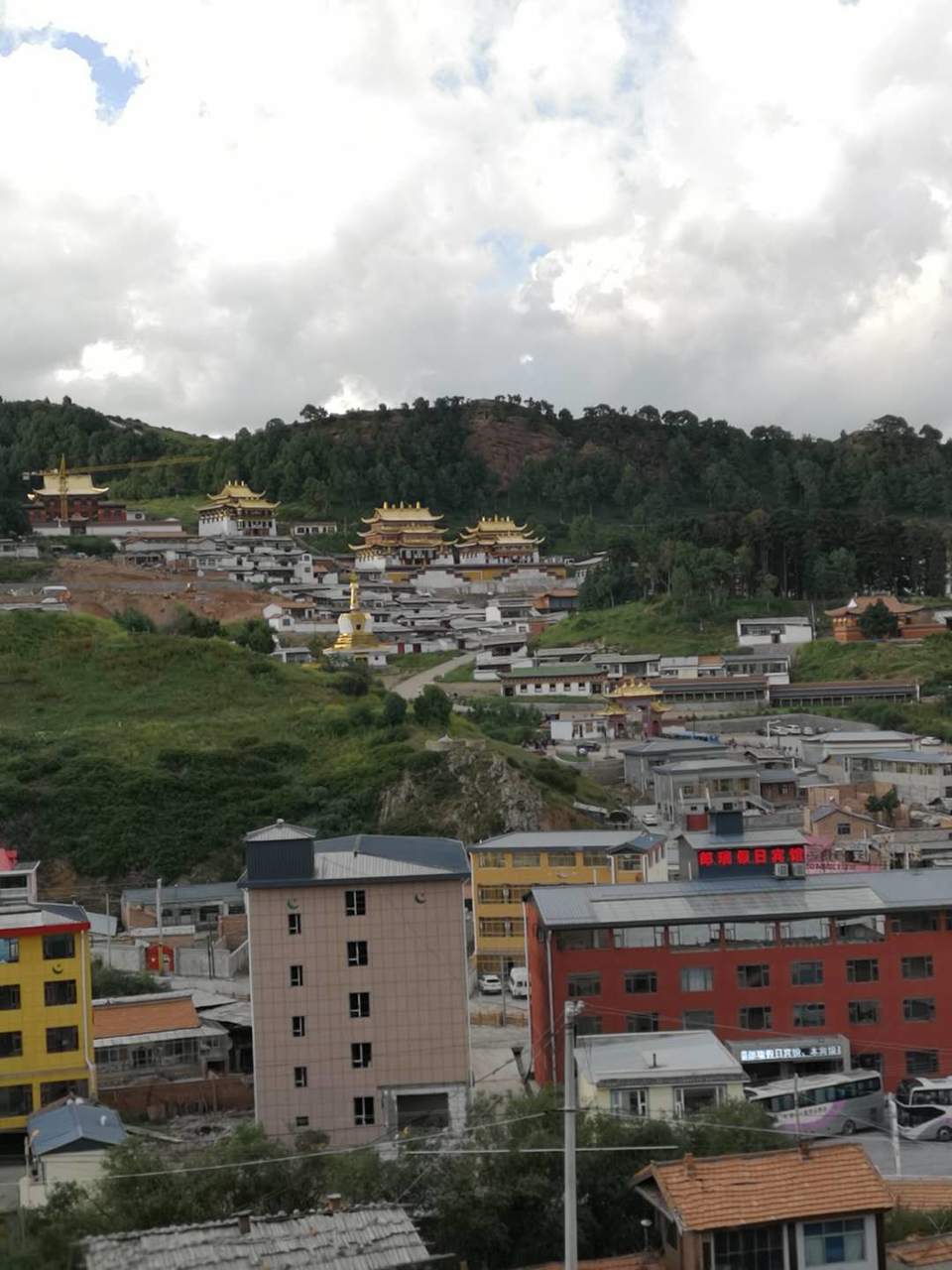 oev2YLt_AhArXdRge5HyuhVWiQju-TY5SvBByfVVrCJ8GHaH5drKgQoJAglN_hPk