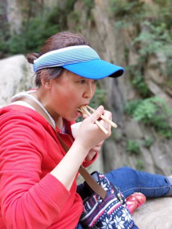 mmexport1526354980939