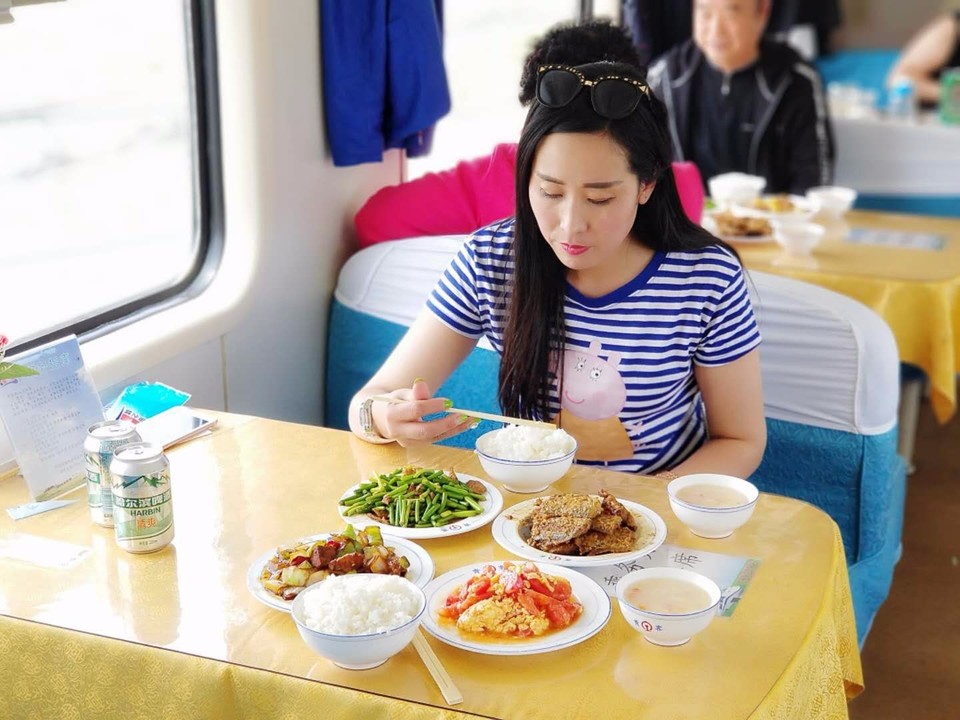 mmexport1527148676603