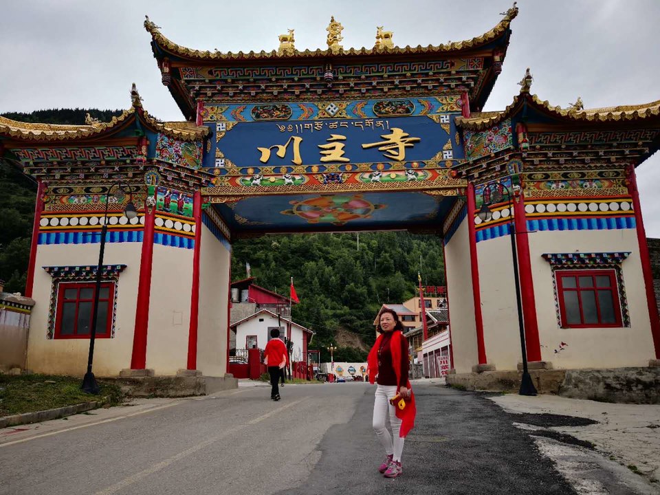 YKs6JM7D-18TuvX450JpQ_uoxkbfG4kdtH4HCL52NUzb5aywEIciPcCmdM7n00ua