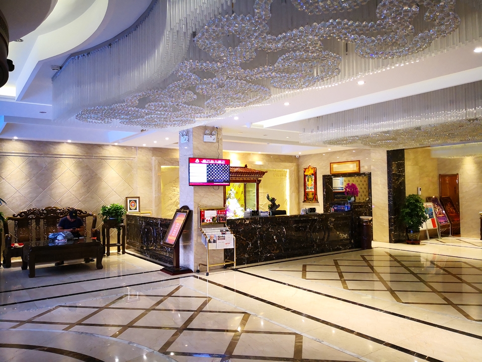 TTOxm1OaP_hwDt-8v1-CNMh4MM1FB5_W-p6OHNsapnNQOmPlyvMOUoUBd-RhpzY7