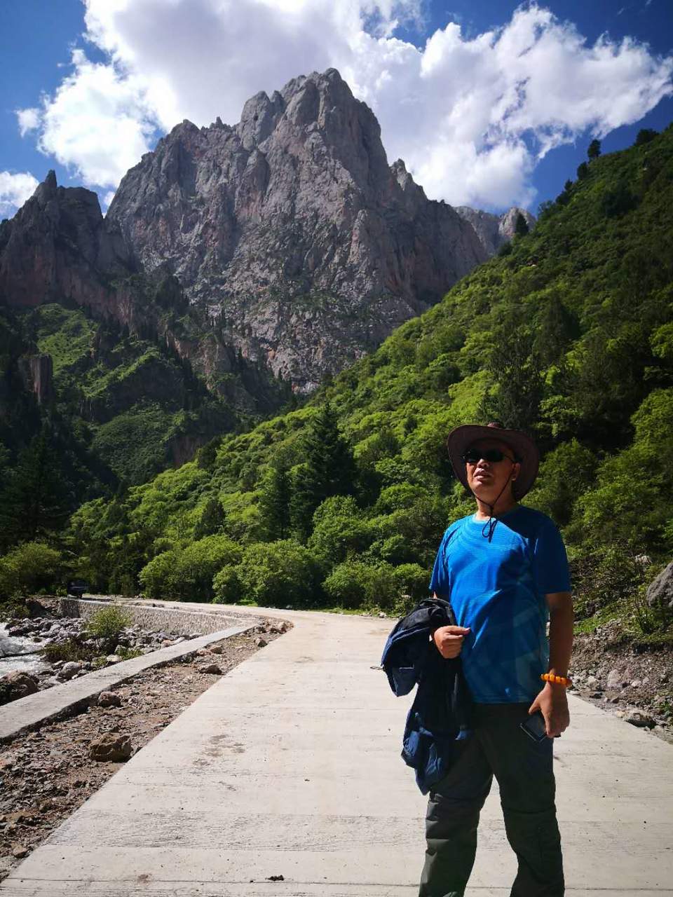 UkhxectX94skT0DxqYUNGKA-r28lHz-mJpKr5KAxkPHYuM1iBtpInIsu7pCtPorD