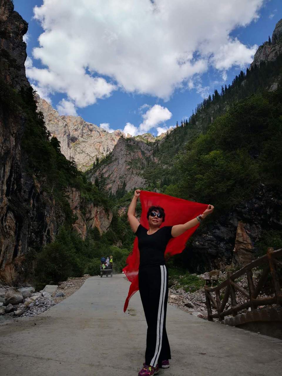 -q0murCE_-BbuKaRzLJ4icGHkSJLUyANMdlPKISTgSwwK5UnaBYuOa48pR1D6F4i