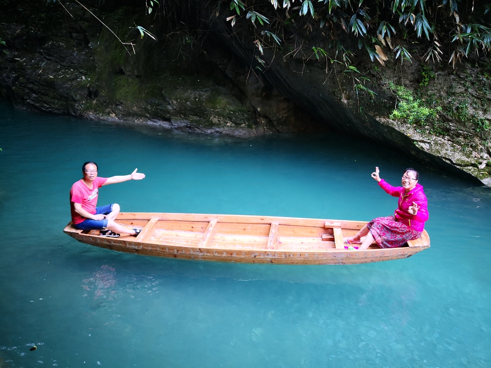 TTOxm1OaP_hwDt-8v1-CNGFnMljEtfyWJc8dWExzZzGjIPXhZVnM5qoJQxQKq6eC