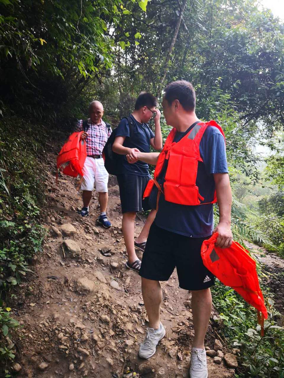 HU5sdc-DZslfG6HlmdOQRk-xdZ24aZ5eOLTXHKU0T1z8HMhWBkZQ_bNEgt_Jui_P