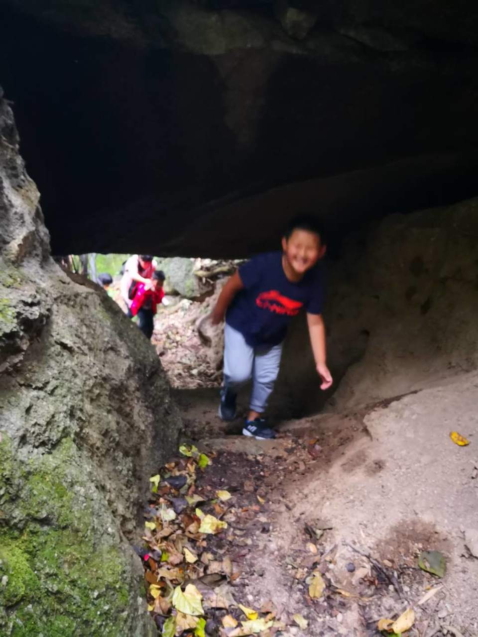 EF_dluk0LYFKsnjZLr8xVhPtZAogMrOUvqvHaGAq6rRZMYj_BBD-zDiDpSYj56zI