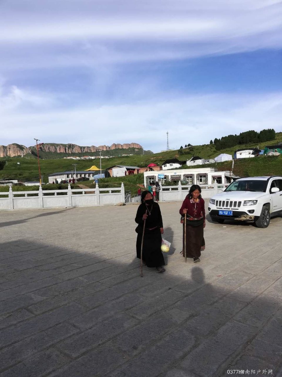 pq5Zr5TBmvHXxhyXBr43uGPOq6ls-LsTHPuBO5ocd-ELIskvlgW3QIcSgTK3GSiL