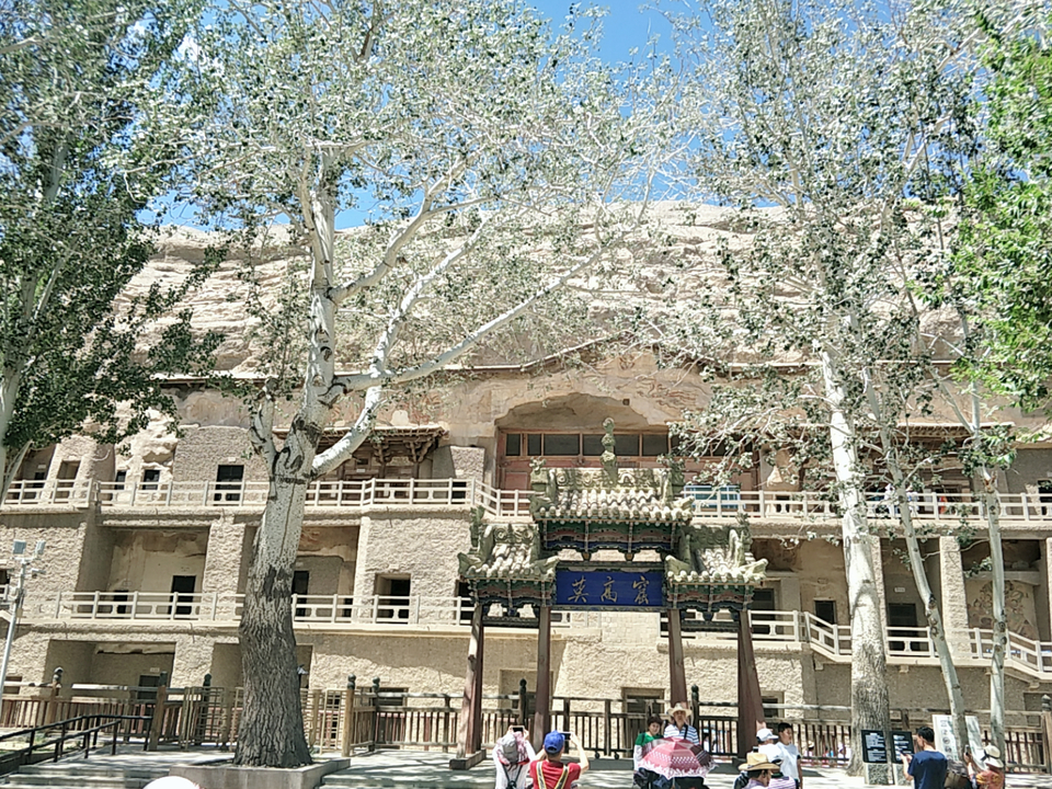 54_6LWvspRig9XYWvgaAdc0e8CqlIR_M7ziR3_iAHJzqnmB6aVT9qLmilaDzhb10