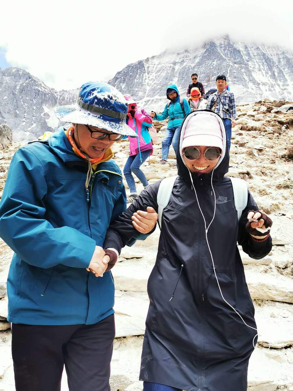 FAs4uubiR1w746Pcd823PE2YL0W49_mgBgRxS2hpW_47rEc3VycTCxDw61HiLA1o