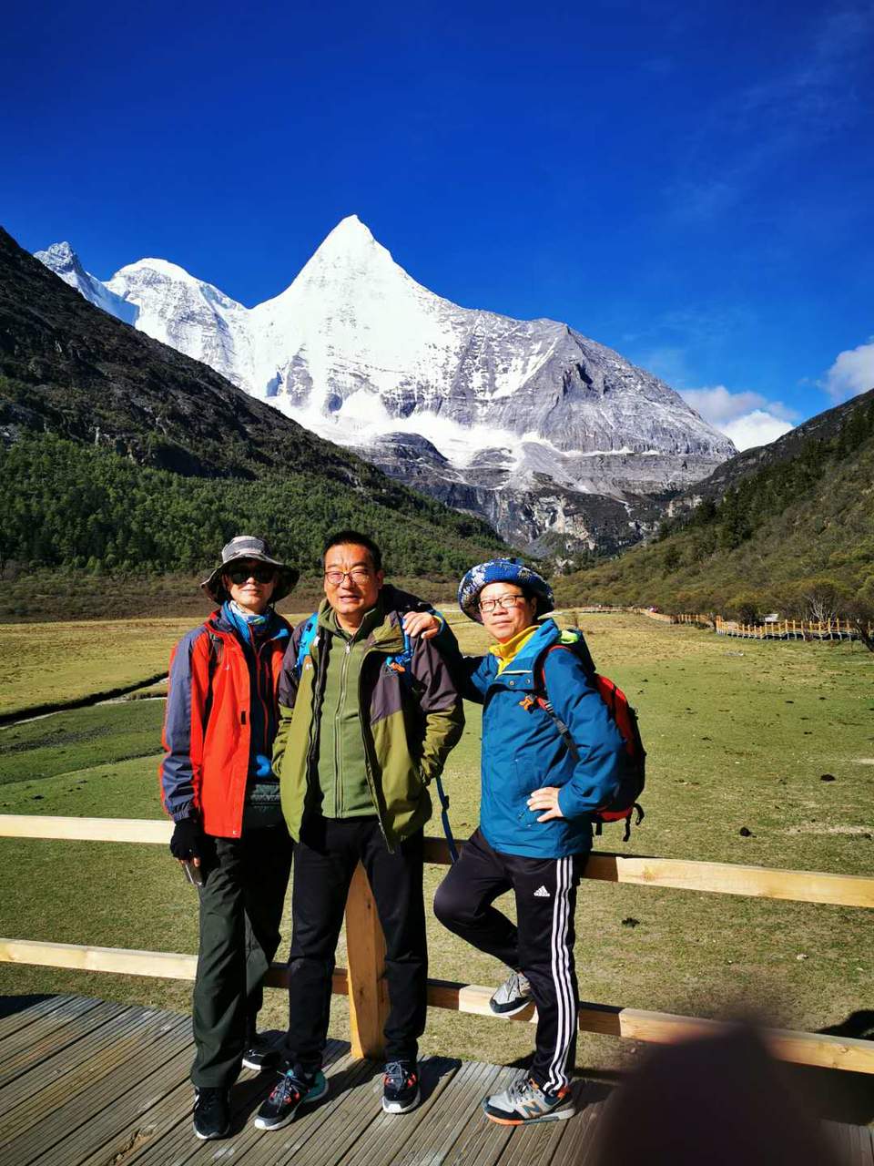 AzzOdtkxxCC19zeCeWGpKmDom4AsQH2U6Gjgngj6kya6guPitoOECkn75YGyMsvf