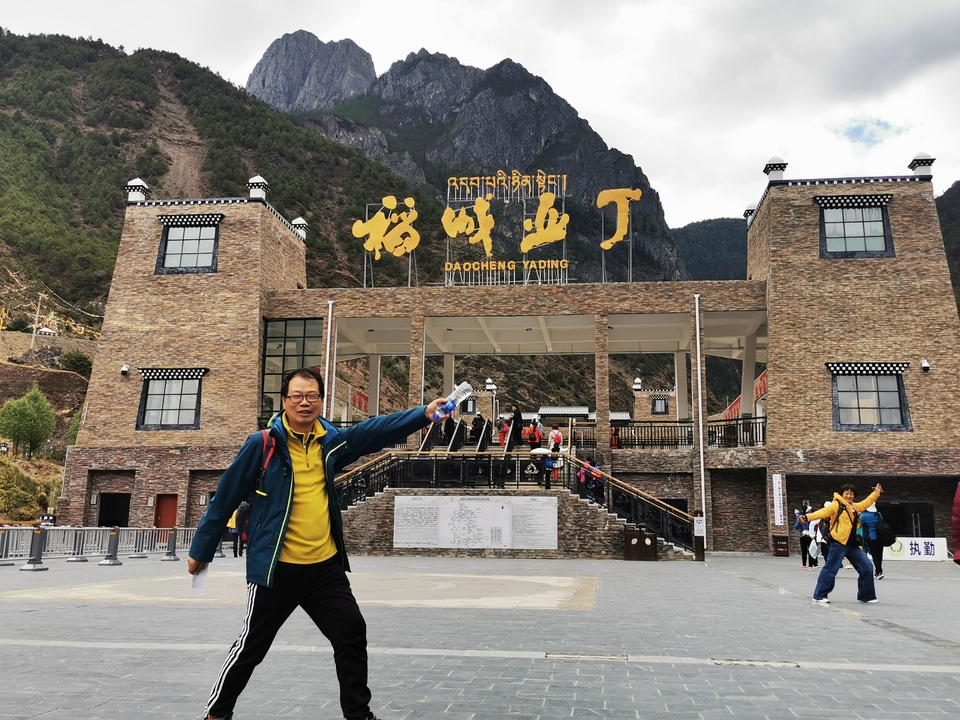 _7srucjtBqALBspDCP8vo4ezS034OFAU4yaXUHNyVVekWH8i3y01_uwh3BvWTgOI