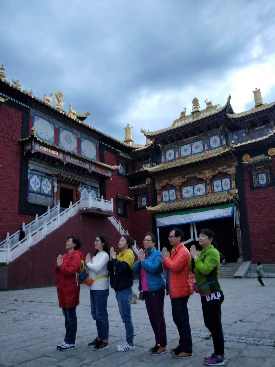 KF-MDNHvKG3cqO_jOVw35lWr9t6dvi0VaRuSyY_qFef_gALswr-0h4y4QnMfDBan