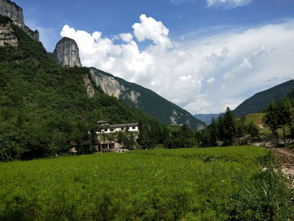 QJX3JlQzJFbxxHobNaJMo1z6Hlk_uDuAIs_uKcCd-HwSWTc1y1BZ14PMZytDbLwW