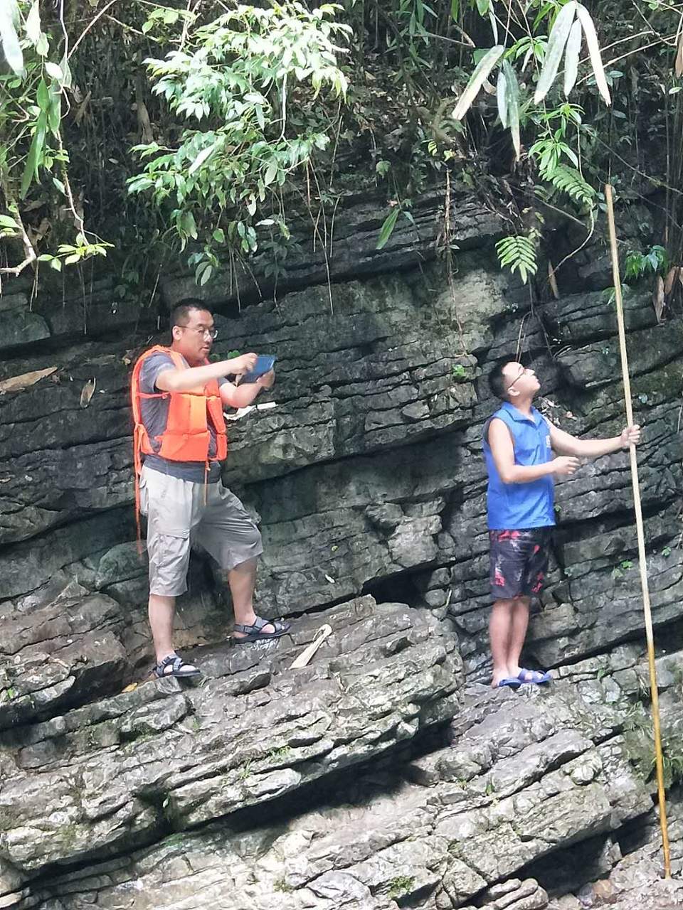 i5h6sG_hV0O4Ak-VRXIy0OfqbX1NWcBPVlcz2tRLVVcvrLnoil_pBStwMnTna0gb