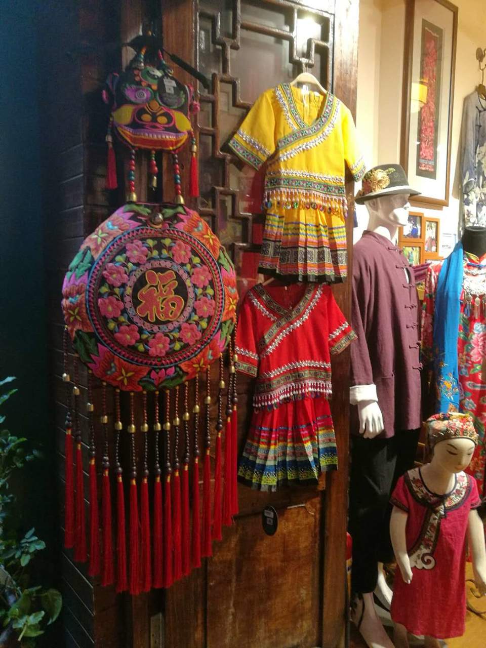 2bpJ53TOvNZhLzUM5iAGXKHeSr2JyFNwb46p6XJ7KHhxjyOk8Wa33AGJZg7MVgS3