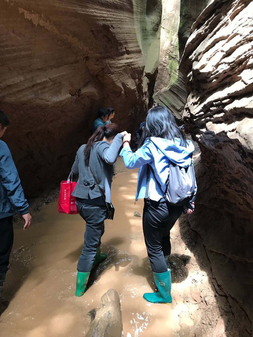 F5AE6732-1636-4A8B-8420-6DE536C9326E