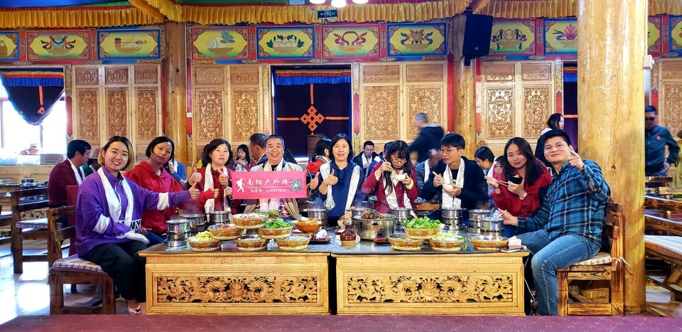 wzYupdqK-oav9yHcs6zCDEIEs4unZU3oTLhw7zctJStWEJFW1VOLWhL9jQnLp13b